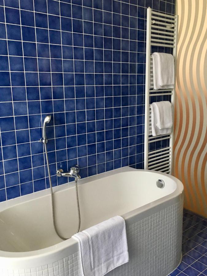 Hotel Okresni Dum Hradec Králové Extérieur photo